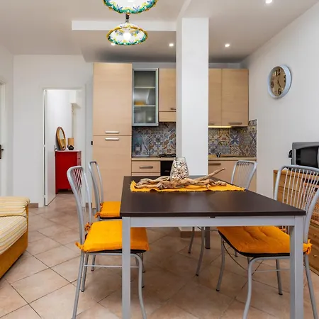 Gp House-giardini Naxos