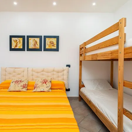 Gp House-giardini Naxos Apartment